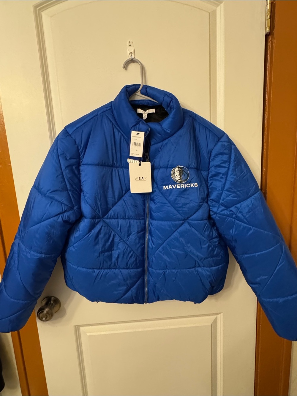 WEAR by Erin Andrews Blue Dallas Mavericks Cropped Puffer Jacket